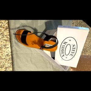 Black Steve Madden sandals